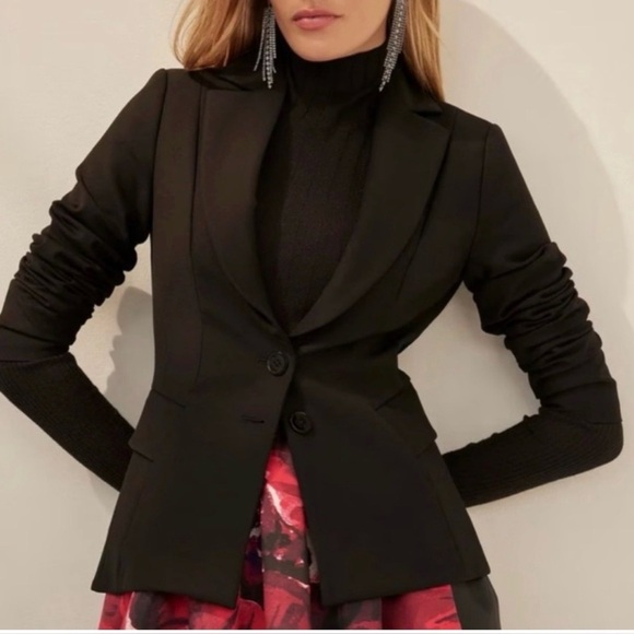 White House Black Market Signature
Blazer Black Size 6 - Picture 3 of 14